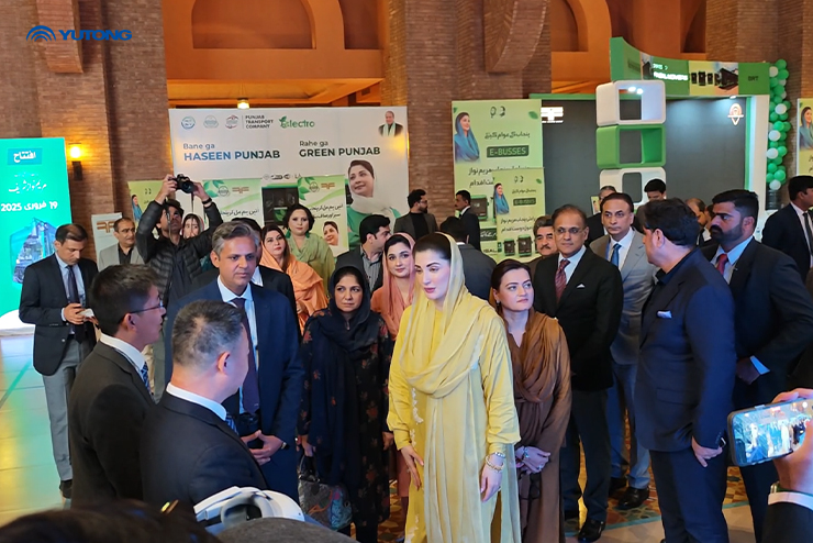 Entrega de 27 autobuses eléctricos E12PRO en Pakistán