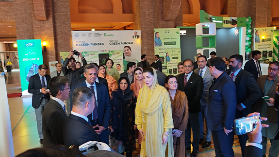 Entrega de 27 autobuses eléctricos E12PRO en Pakistán