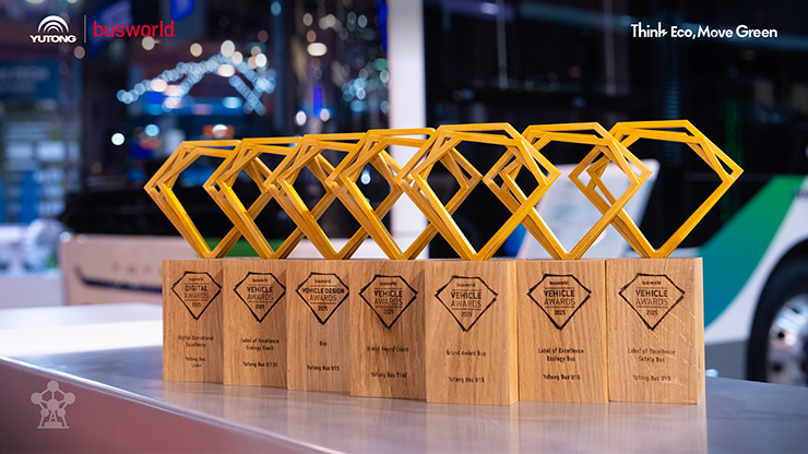 Yutong presenta la tecnología Long-Life para vehículos eléctricos en Busworld Europe 2025 y obtiene siete importantes premios Yutong presenta la tecnología Long-Life para vehículos eléctricos en Busworld Europe 2025 y obtiene siete importantes premios