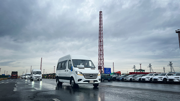 Van Yutong : solution de voyage fiable, durable et sûre