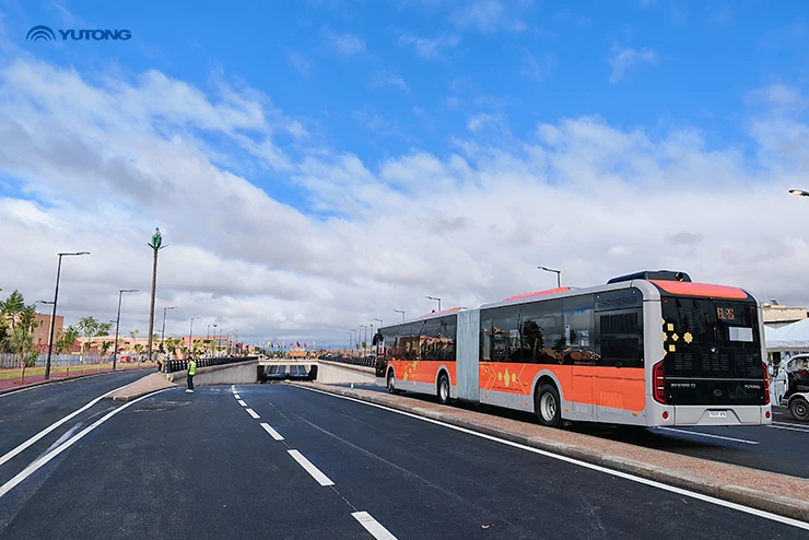 723 bus Yutong prêts à fournir un service de haute qualité pour soutenir la Coupe dAfrique des Nations