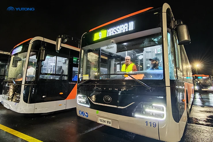 723 bus Yutong prêts à fournir un service de haute qualité pour soutenir la Coupe dAfrique des Nations