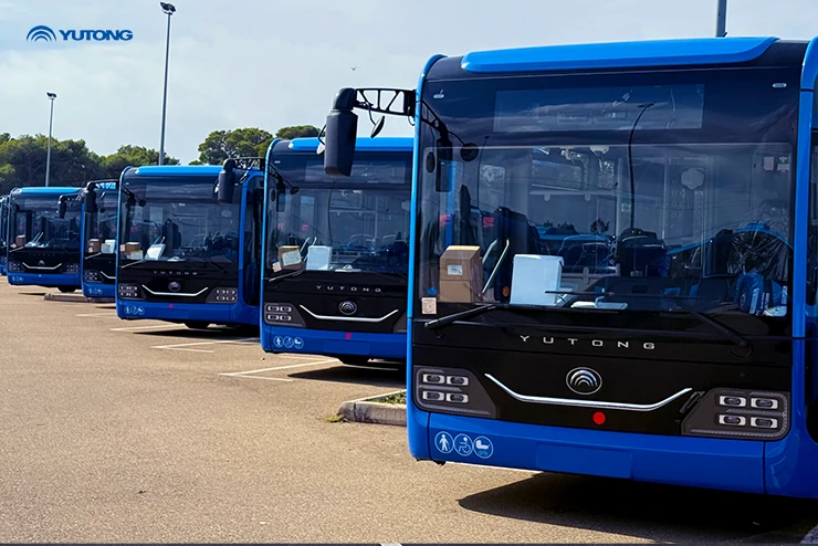 723 bus Yutong prêts à fournir un service de haute qualité pour soutenir la Coupe dAfrique des Nations