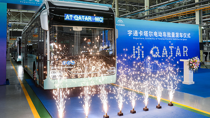 Yutong battery electric buses shone in Qatar! About 1,500 Yutong buses served the travel of fans, envoys, and officials from various countries. Besides product exports, Yutong has also signed a strategic cooperation framework agreement with Qatar to build 