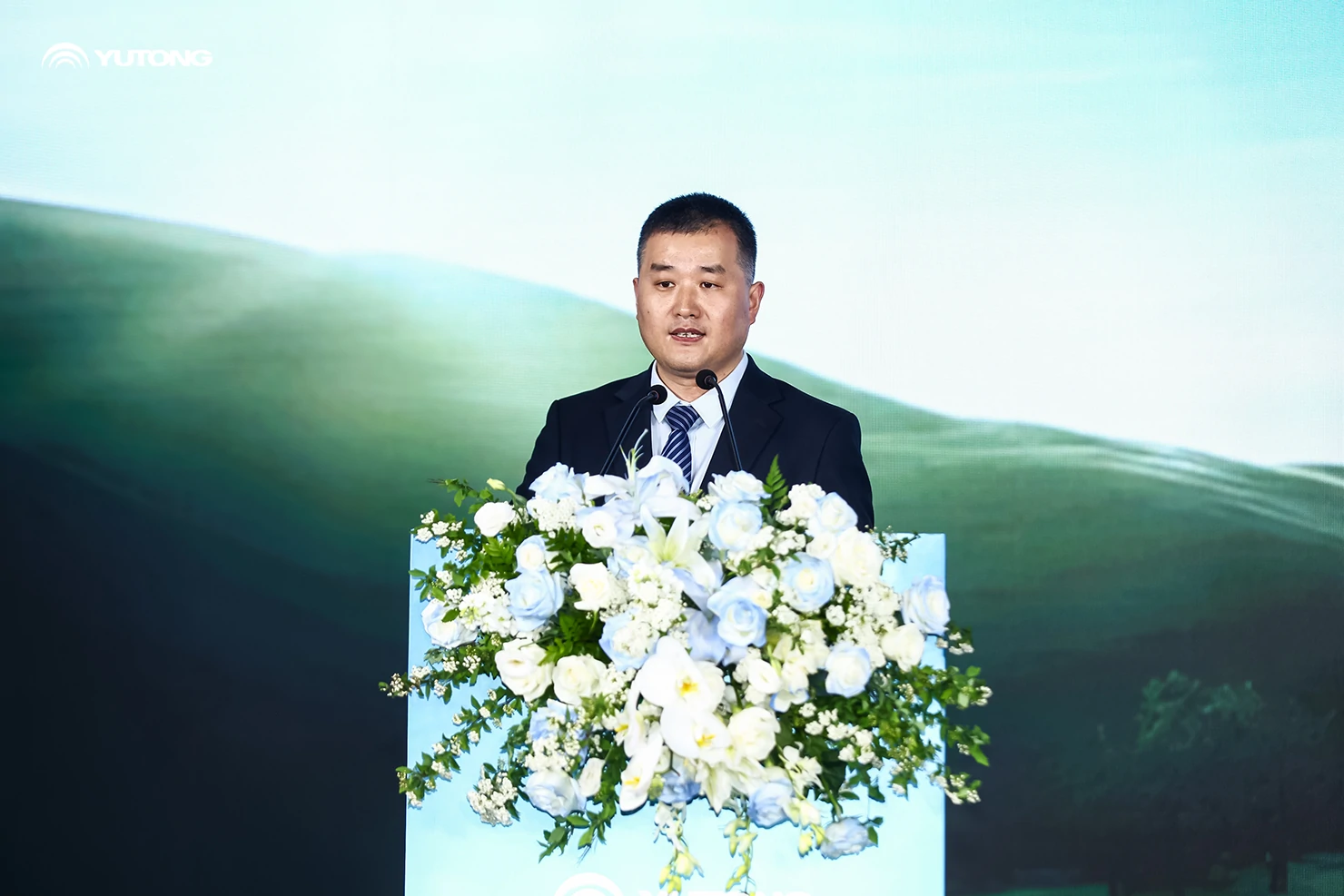 Shared Ecosystem, Shared Future | Yutong Lights Up Central Asias Green Mobility Future with Long-Term Commitment